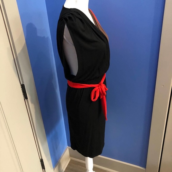 Ella Moss Women's Black Multi Surplice Neck Sprouse Belted Faux Wrap Dress sz XS - Picture 3 of 5